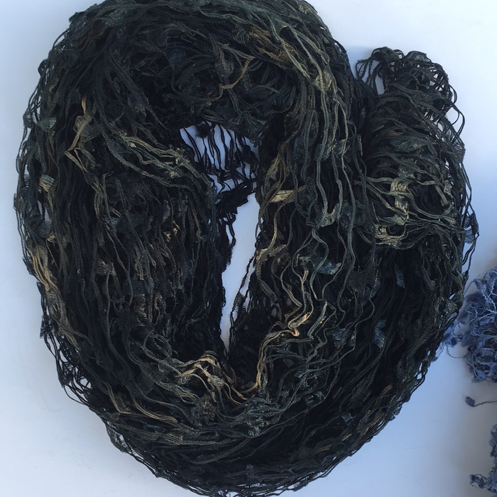 2 Silk Scarves - Picture 3 of 7